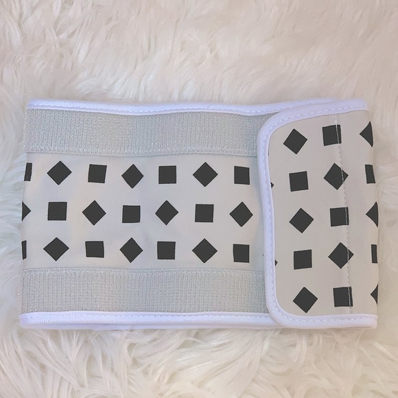 Nanit Baby Breathing Band Size Small (0-3 Months or 6-15 lbs) Brand New! - Picture 3 of 11